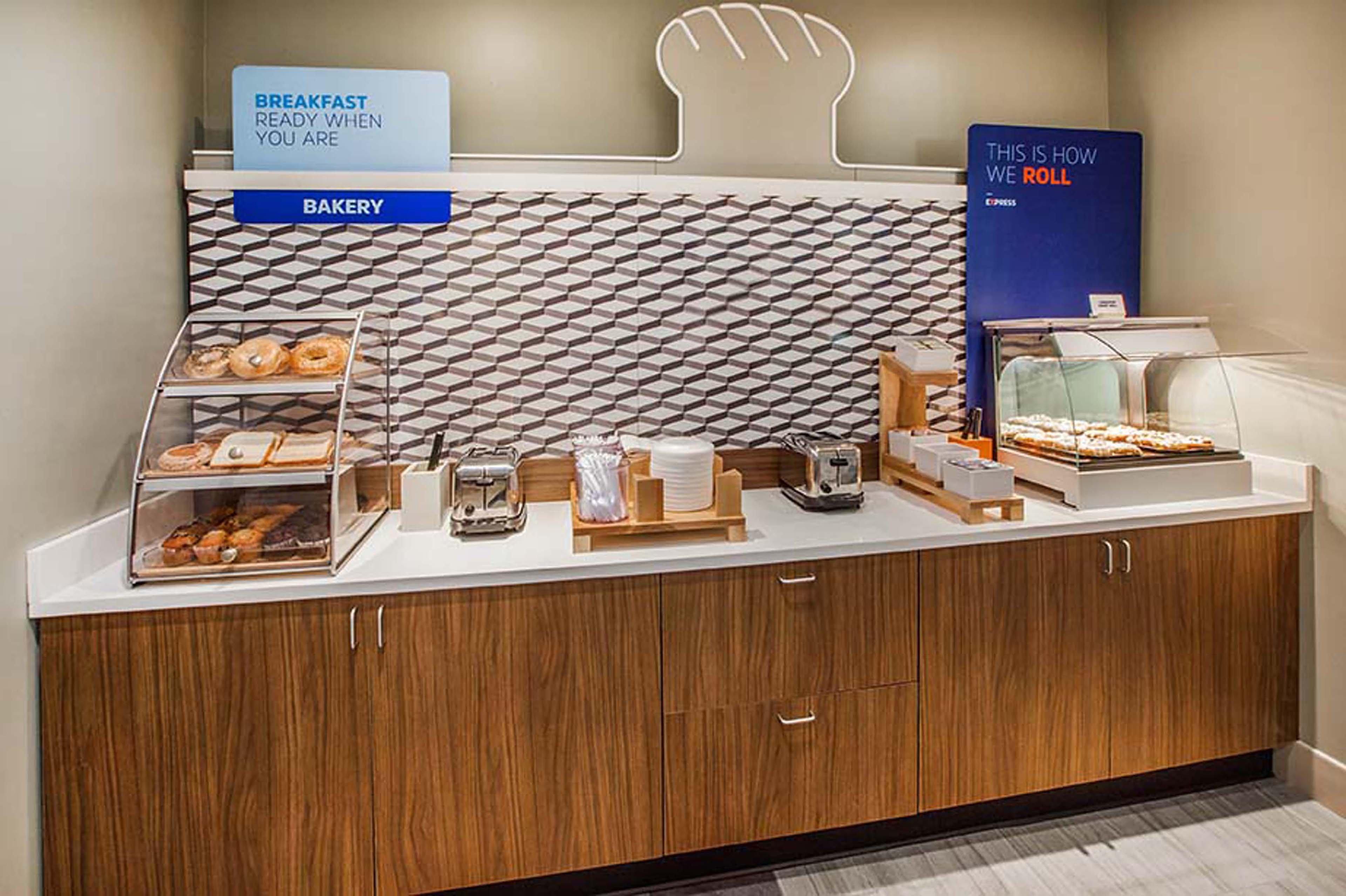 Holiday Inn Express & Suites Russellville By Ihg Εξωτερικό φωτογραφία